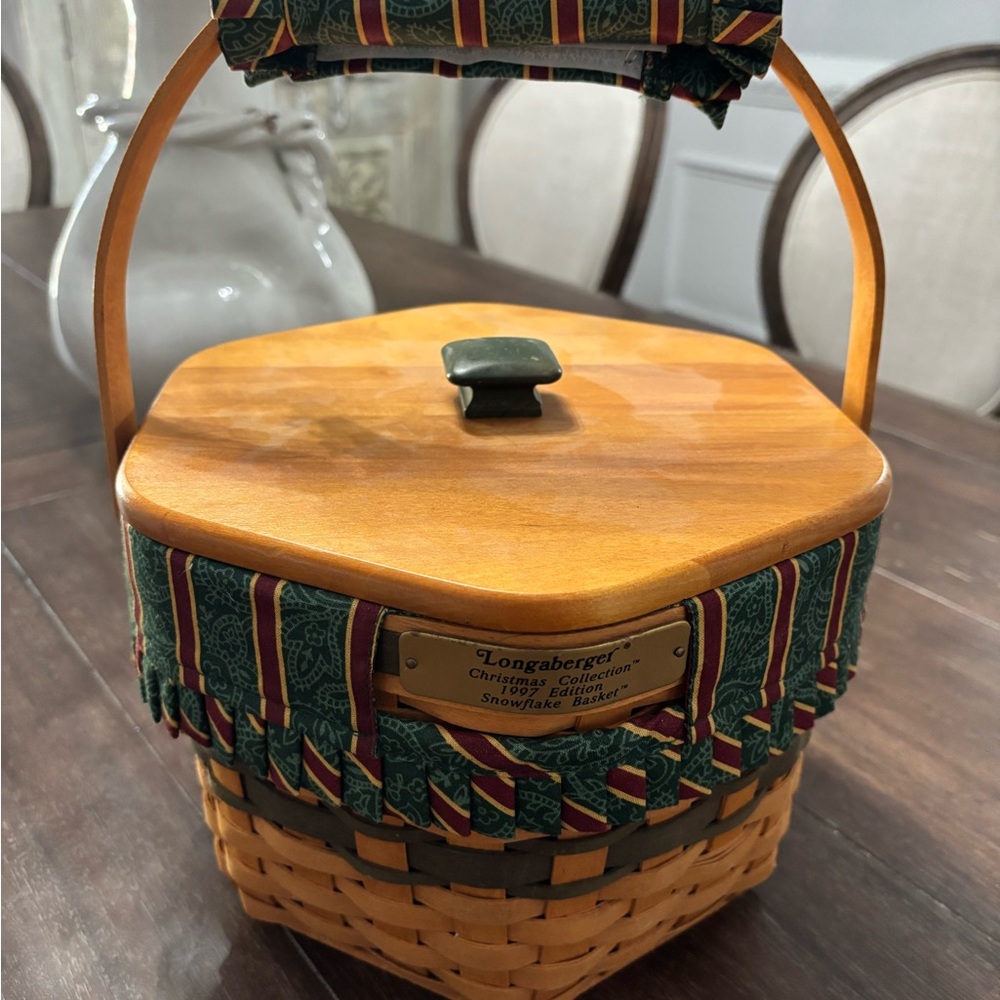 Longaberger 1997 Snowflake Christmas Basket Handmade USA Complete